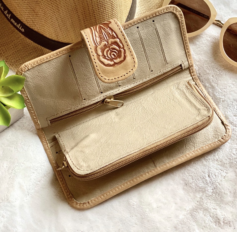 women's wallet