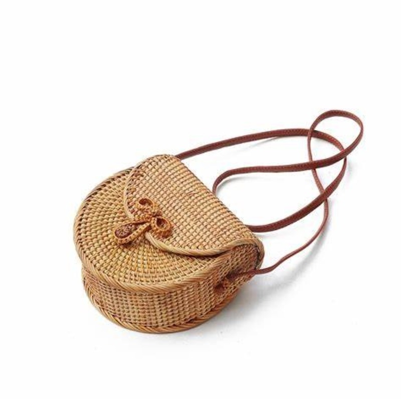 Woven shoulder bag