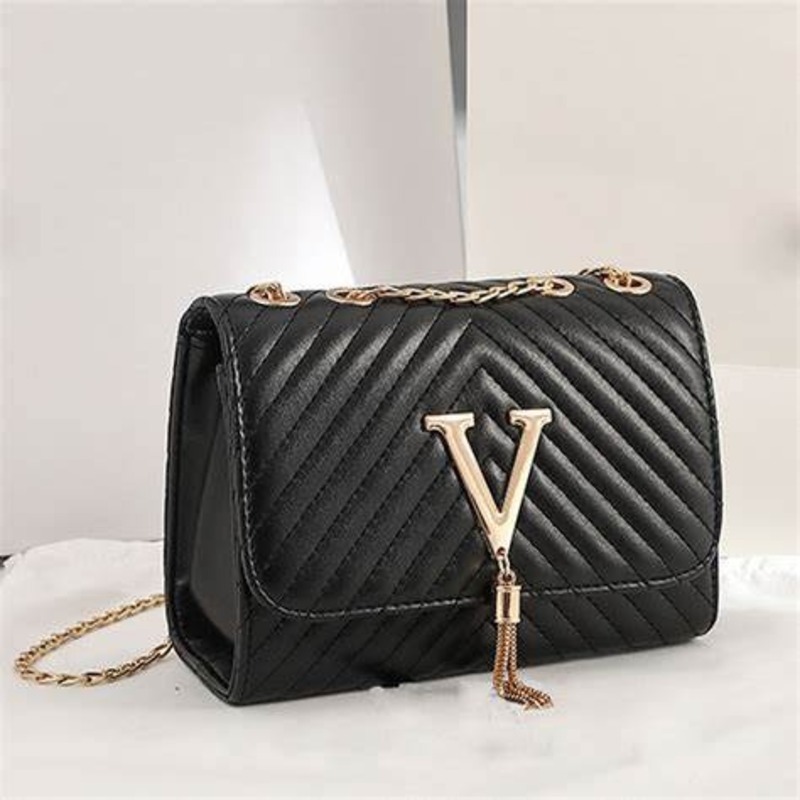 Luxury shoulder bag