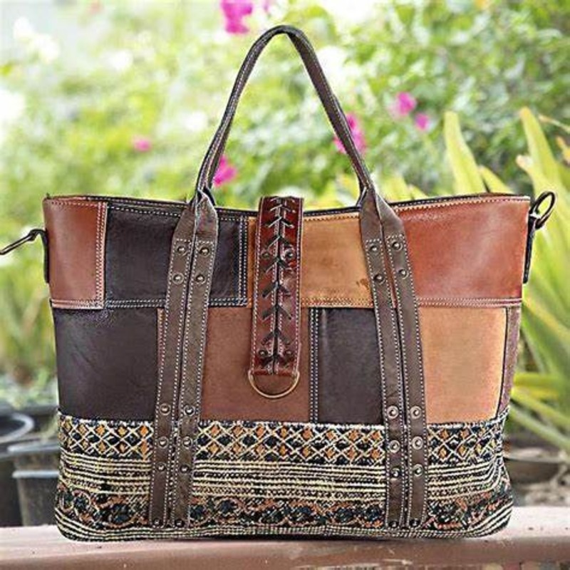 Woven shoulder bag