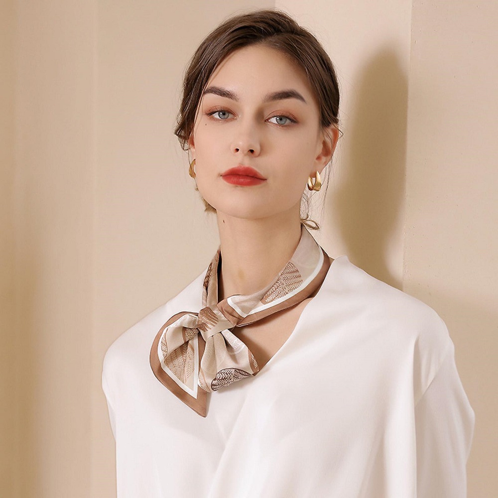 neck scarf