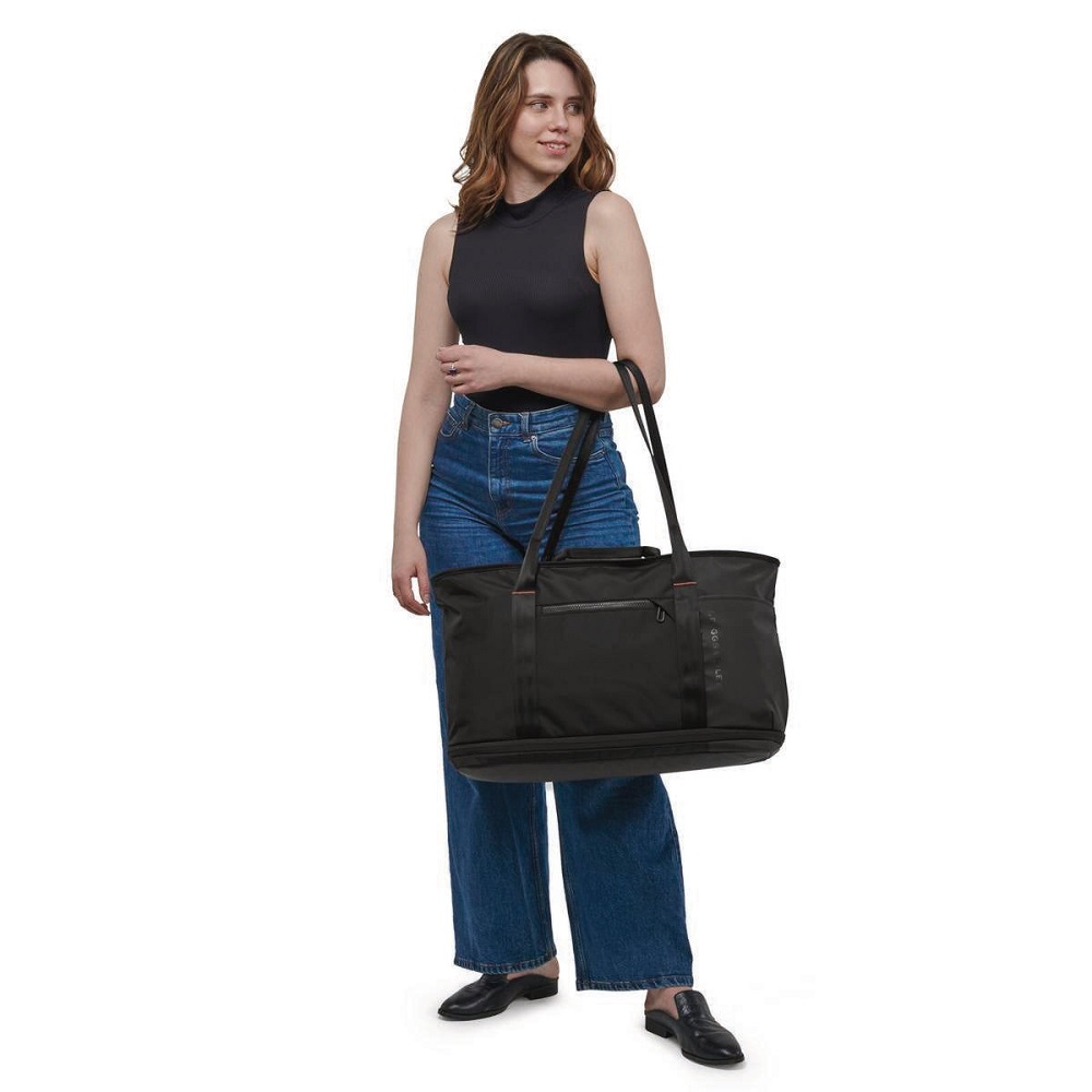 Briggs_Riley_Extra_Large_Tote_Black