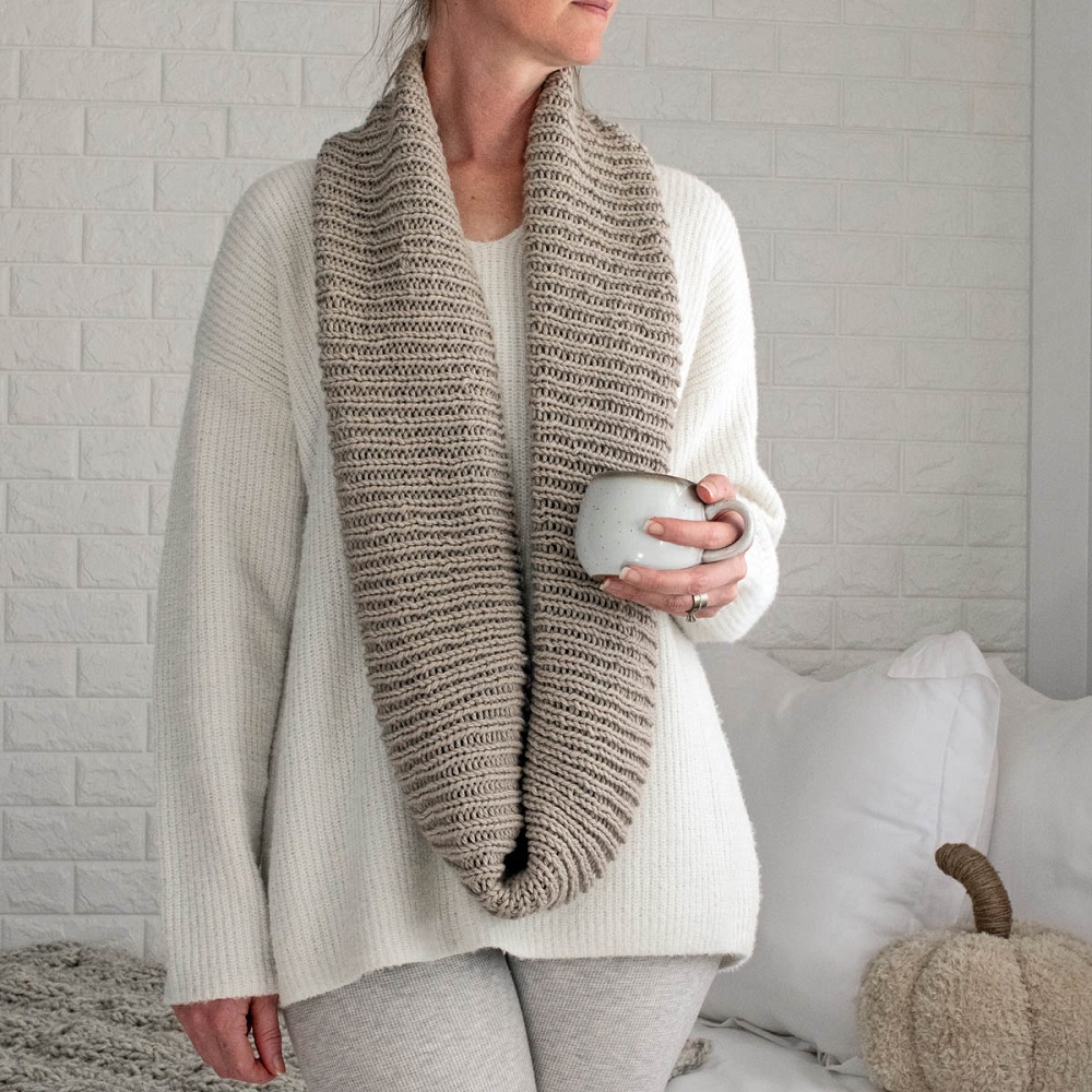 infinity-scarf-knitting-pattern-feature