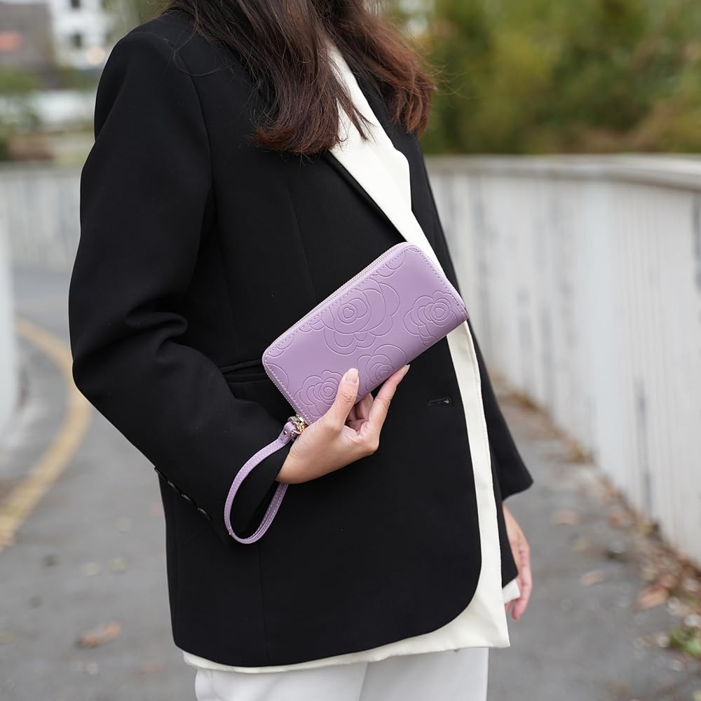 wristlet wallet
